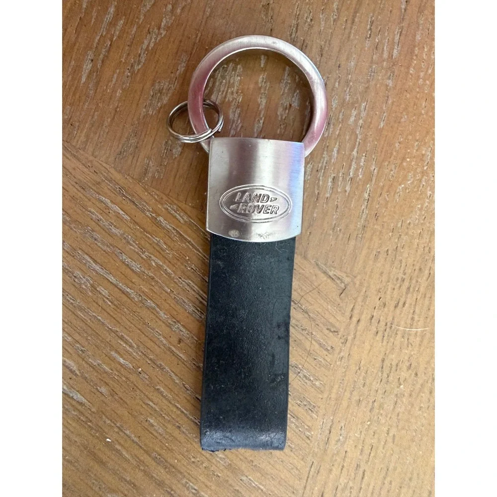 Authentic Land Rover Keychain Black Leather Metal Logo Key Ring Fob